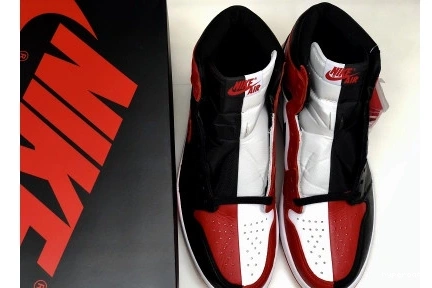 Hyperoad RETRO JORDAN RED 